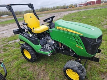 Main image John Deere 1025R